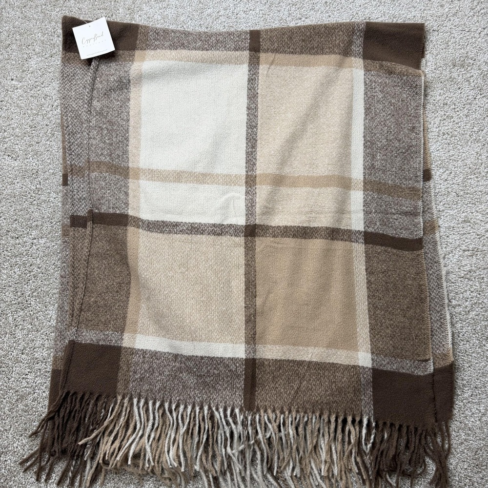 CopperBend Boutique Shawl Wrap Womens One Size Beige Plaid Soft Knit Fringe